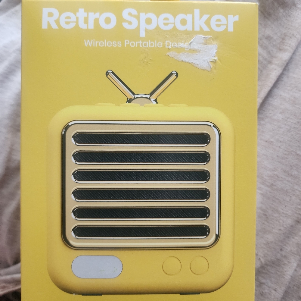 Retro Speaker Wireless Portable Device - Yellow